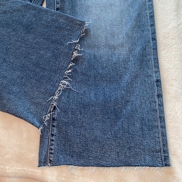 SOLD✨Banana Republic High Rise Wide Leg Crop Jeans Size 29 NWT - Picture 4 of 9